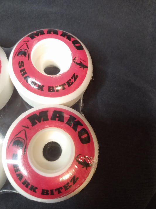 54mm Skateboard Wheels 100a Flat Spot Resistant Mako Shark Bitez